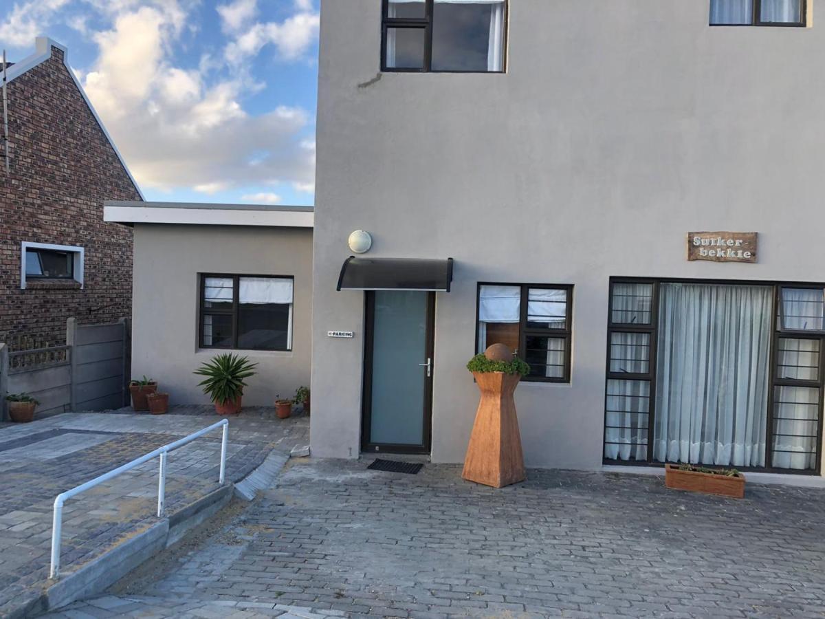 Suikerbekkie Apartamento Struisbaai Exterior foto