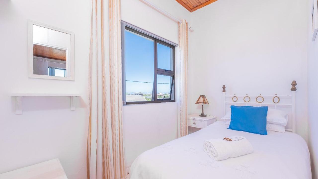 Suikerbekkie Apartamento Struisbaai Exterior foto